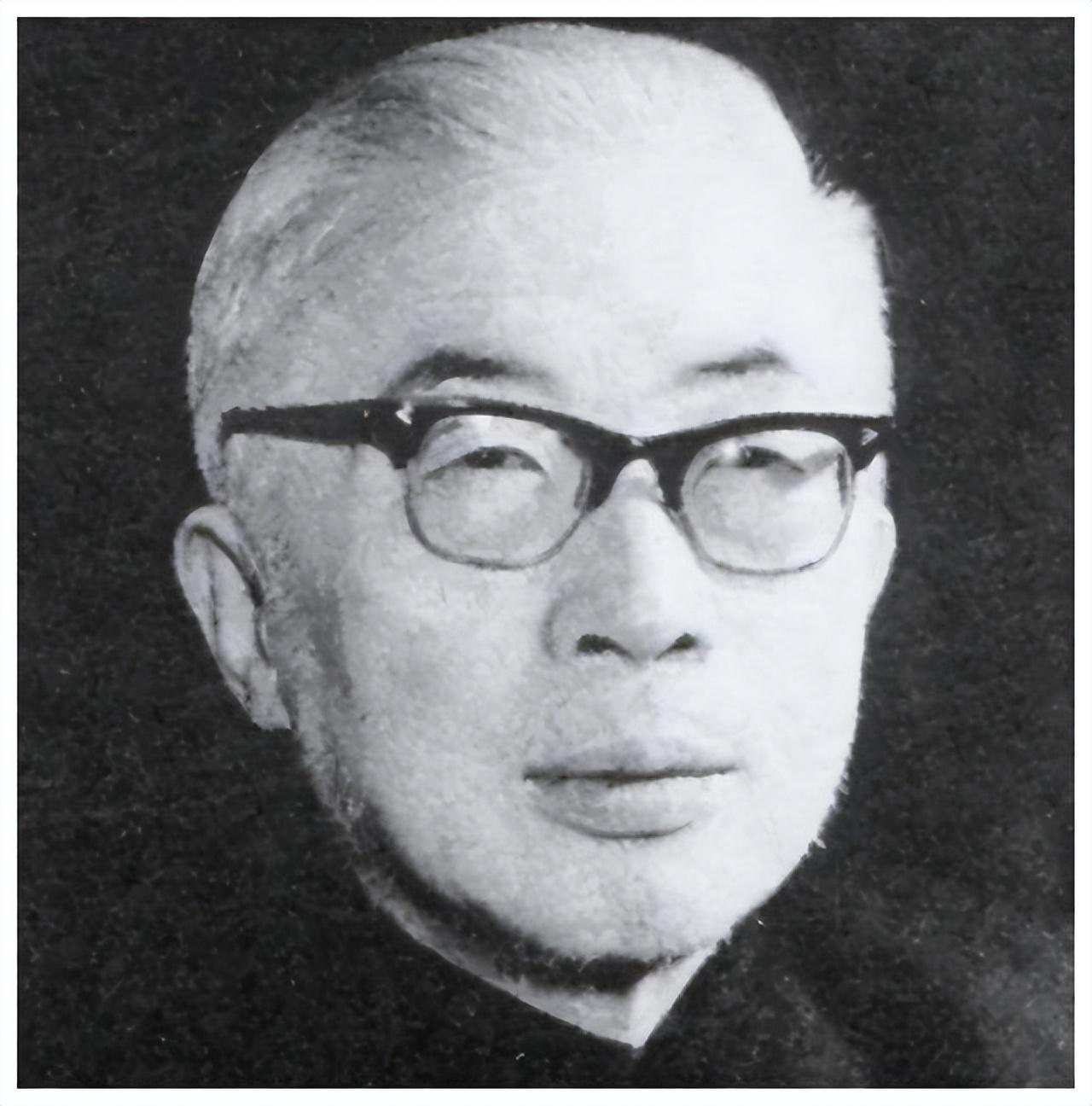 他从正部降到副厅,级别恢复后不想上任,宋任穷:这是中央的决定